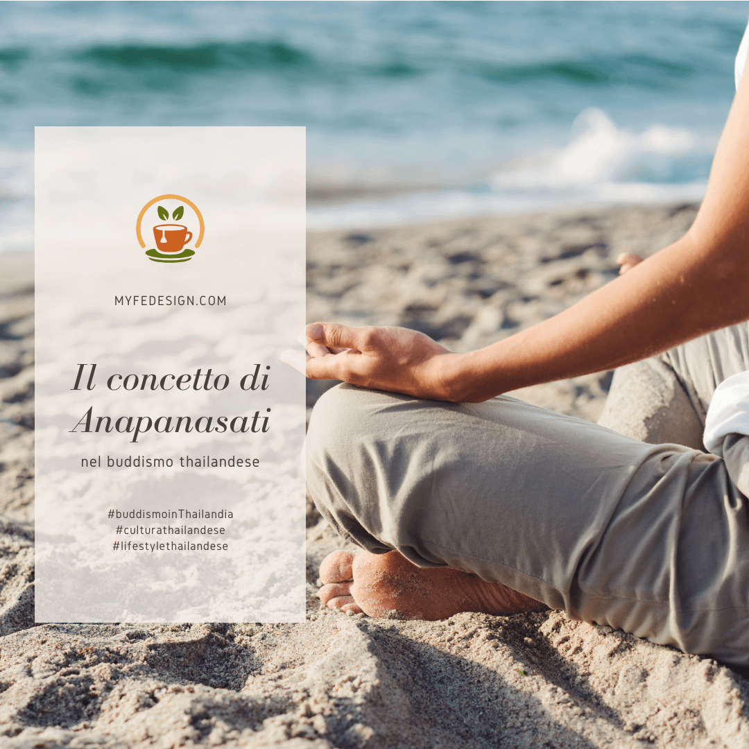 Persona seduta a gambe incrociate in meditazione in spiaggia di fronte al mare