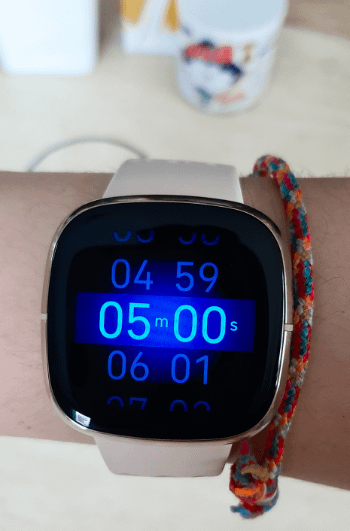 dettaglio timer di 5 minuti per l'infusione