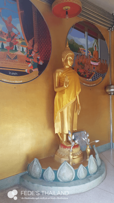 Phra Maha Chedi Tripob Trimongkol - Stainless Steel Temple @Hatyai