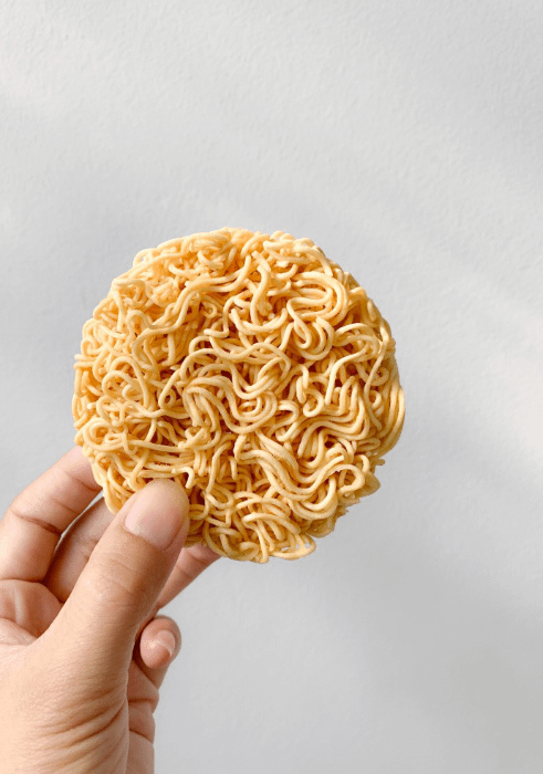 noodles thai instantanei crudi