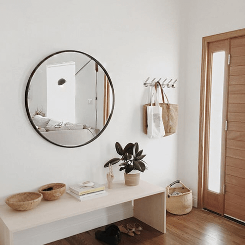 L’ingresso | The entryway | ทางเข้าบ้าน