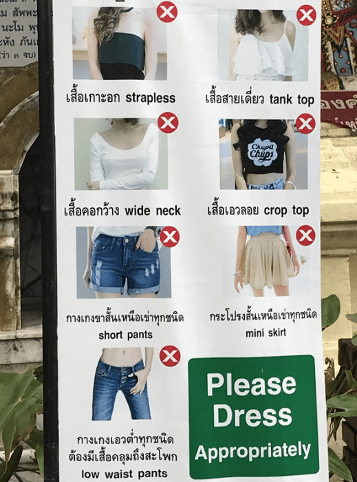 cartello che indica gli abiti non adatti per entrare in un luogo in thailandia