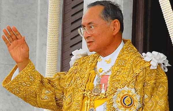 Re Rama IX, Bhumibol Adulyadej