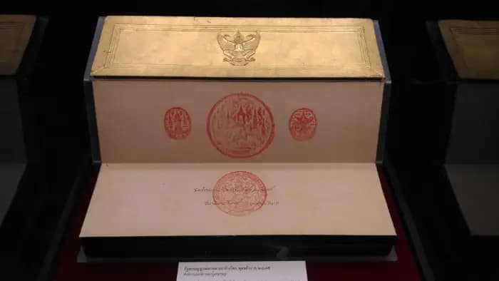 pagine della costituzione thailandese del 1932-1952