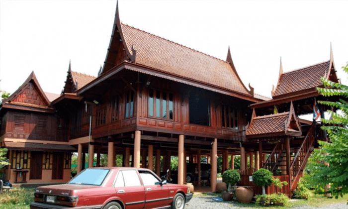 una casa tradizionale thailandese antica