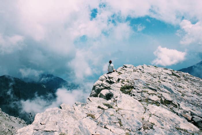 Osservare il respiro durante la meditazione buddista dell'Anapanasati
