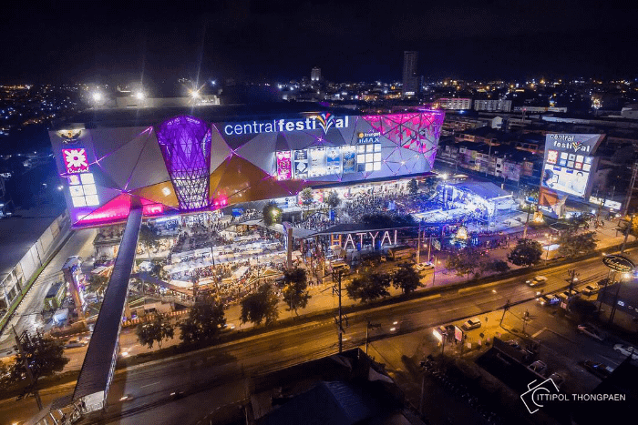 Vista dall'alto del centro commerciale Central Festival di Hatyai