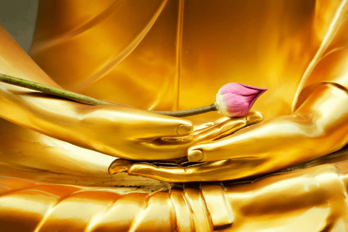 La festa buddista del Visakha Bucha