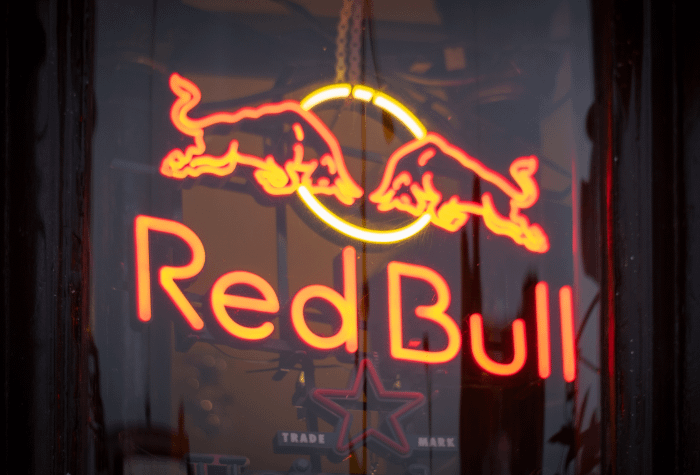 logo neon di redbull