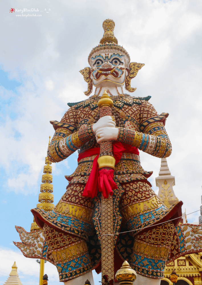 Statua di uno yak a udonthani